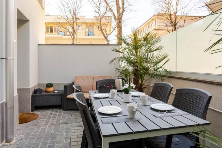 A Casa Minerva Apartman Rimini Kültér fotó